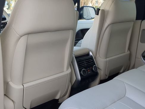 New 2026 Land Rover Range Rover SE AWD/4WD image 19