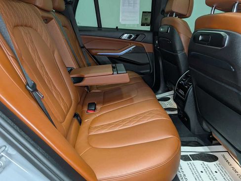 Used 2024 BMW X5 M60i AWD/4WD image 42