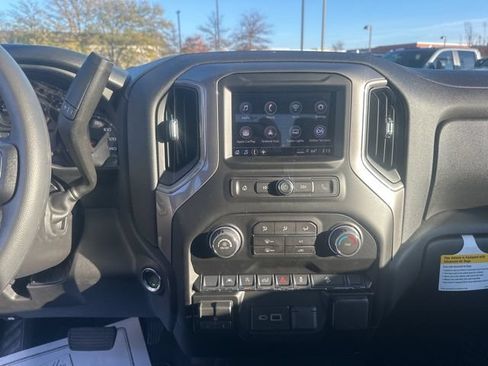 New 2026 Chevrolet Silverado 1500 Custom Trail Boss w/ Turbomax Blackout Package AWD/4WD image 22