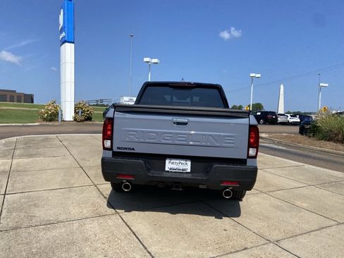 Used 2026 Honda Ridgeline Black Edition image 10