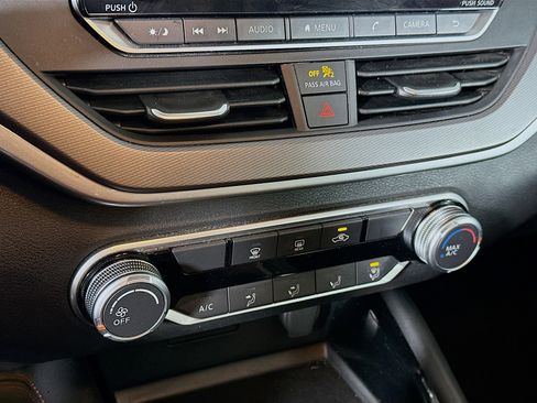 Used 2024 Nissan Altima 2.5 SR image 22