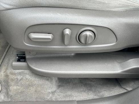 Certified 2020 Chevrolet Traverse LT FWD image 21