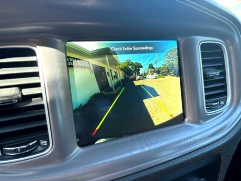 Used 2023 Dodge Charger SXT image 23