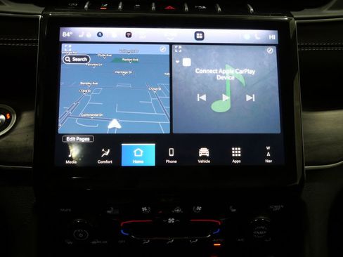 Used 2024 Jeep Grand Cherokee L Limited w/ Luxury Tech Group II image 22