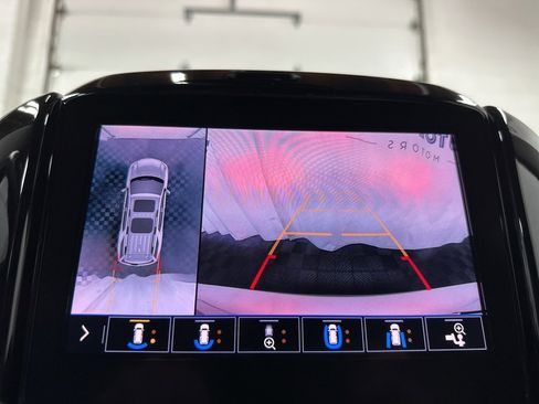 Used 2021 Chevrolet Traverse Premier w/ Redline Edition image 30