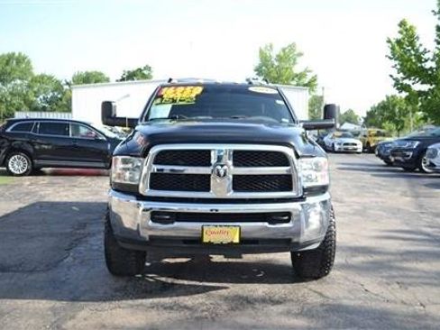 Used 2017 RAM 2500 Tradesman w/ Chrome Appearance Group AWD/4WD image 6
