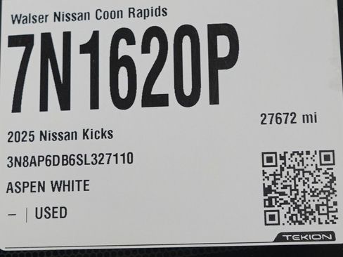 Used 2025 Nissan Kicks SR image 28