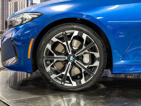Used 2026 BMW 330i xDrive Sedan w/ M Sport Package AWD/4WD image 7