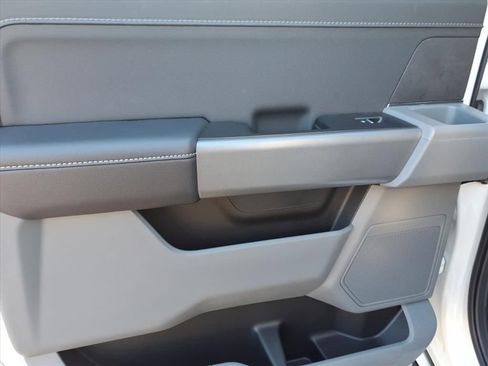 Used 2025 Ford F150 XLT w/ Equipment Group 302A MID image 15