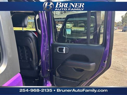 Used 2023 Jeep Wrangler Unlimited Rubicon w/ Xtreme 35 Tire Package image 16