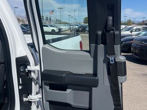 Used 2022 Ford F150 XL image 32