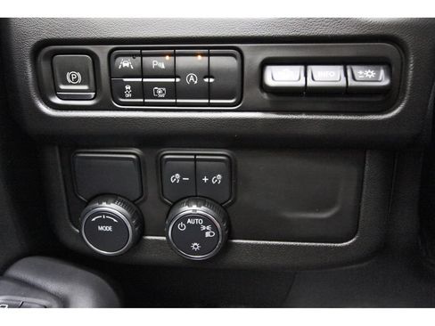 Used 2023 Chevrolet Tahoe High Country RWD image 20