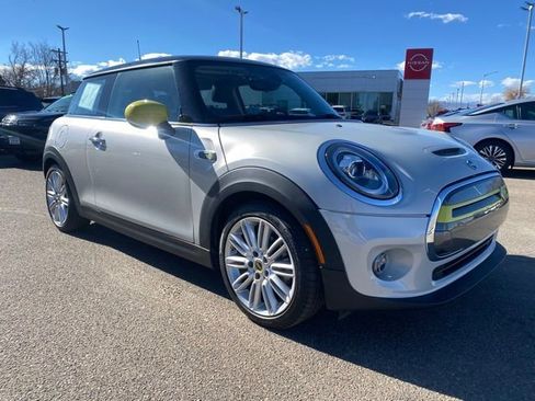 Used 2021 MINI Cooper SE w/ 6.5" Touchscreen Package image 7