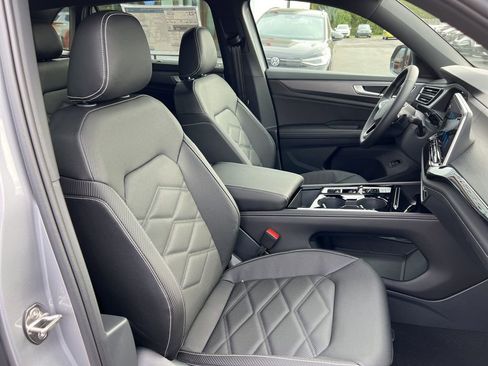 New 2026 Volkswagen Atlas Cross Sport SE FWD image 23