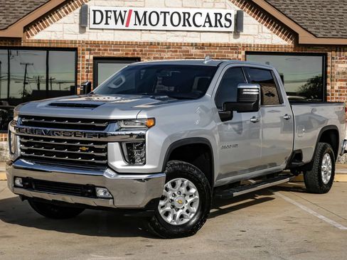 Used 2022 Chevrolet Silverado 3500 LTZ w/ LTZ Convenience Package AWD/4WD image 2