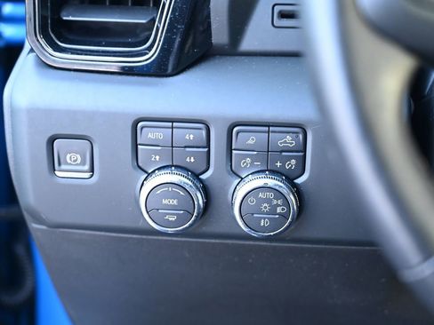 Used 2022 GMC Sierra 1500 AT4 w/ AT4 Premium Package image 24