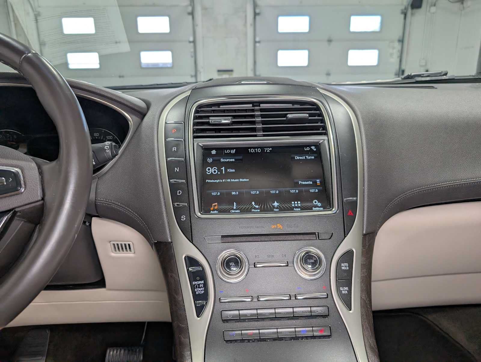 Used 2018 Lincoln MKX Reserve w/ Lincoln MKX Climate Package AWD/4WD image 30