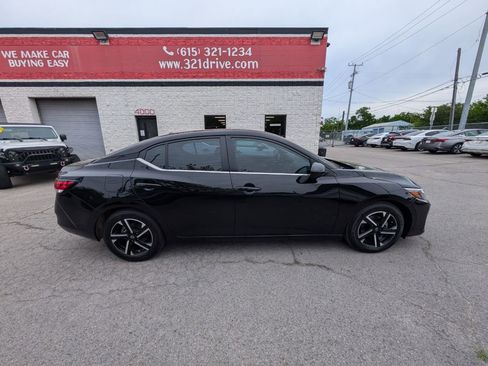 Used 2024 Nissan Sentra SV FWD image 5