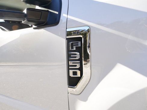 Used 2017 Ford F350 XL w/ Power Equipment Group image 41