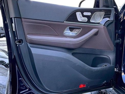 Certified 2022 Mercedes-Benz GLS 450 4MATIC image 23