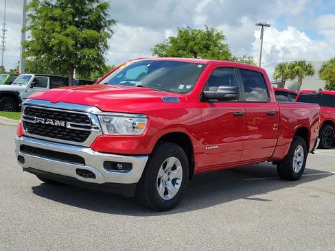 Used 2023 RAM 1500 Big Horn AWD/4WD image 3