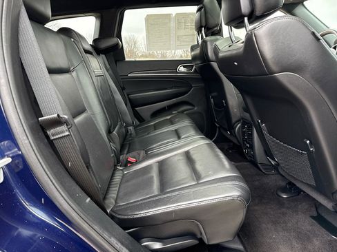 Used 2018 Jeep Grand Cherokee Limited w/ Luxury Group II image 22