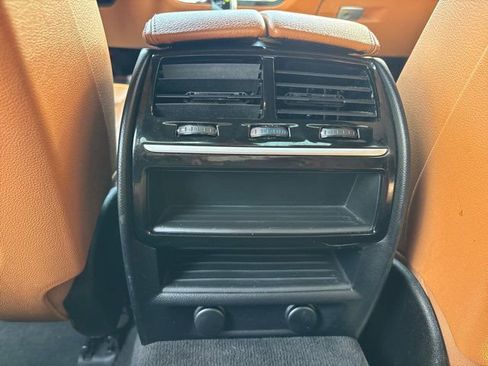 Used 2018 BMW 540i image 25