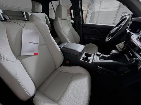 New 2026 Toyota 4Runner SR5 image 28