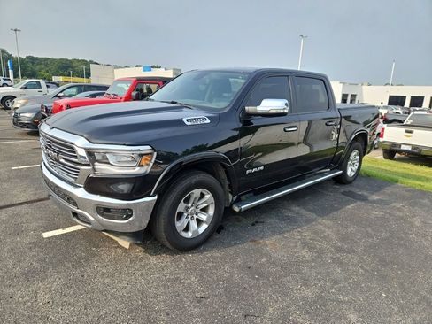 Used 2019 RAM 1500 Laramie AWD/4WD image 1