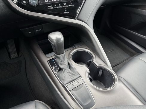 Used 2024 Toyota Camry SE image 21