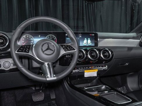 Used 2026 Mercedes-Benz CLA 250 image 16