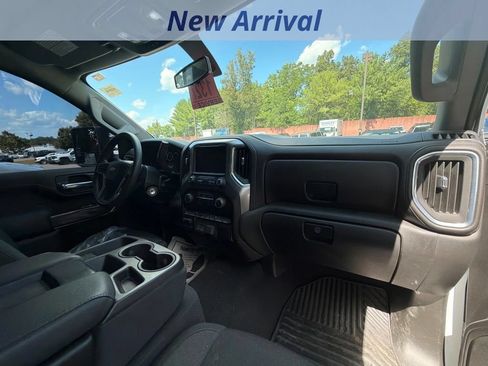 Used 2022 Chevrolet Silverado 3500 LT w/ Gooseneck/5TH Wheel Package AWD/4WD image 4