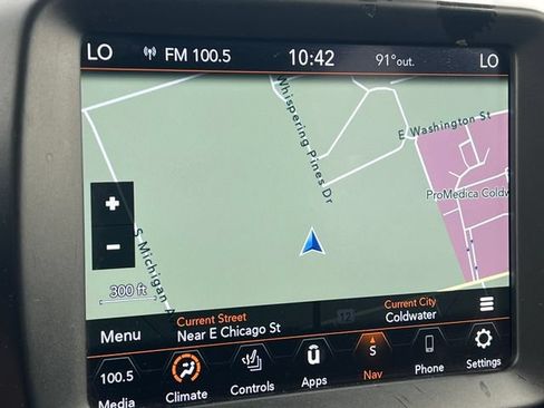 Used 2022 Jeep Renegade Trailhawk AWD/4WD image 8