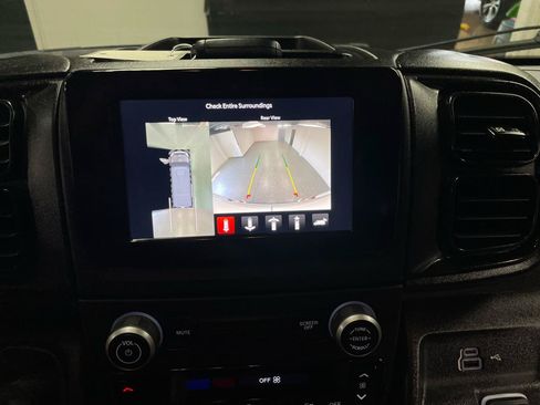 Used 2023 RAM ProMaster 2500 w/ Driver Convenience Group FWD image 20