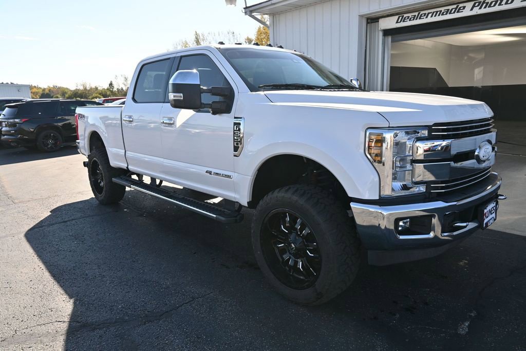 Used 2018 Ford F350 Lariat w/ Lariat Ultimate Package AWD/4WD image 4