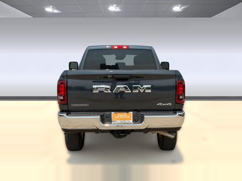 Certified 2026 RAM 2500 Big Horn AWD/4WD image 10