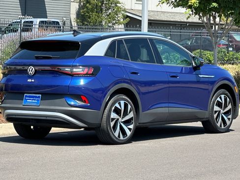 Used 2022 Volkswagen ID.4 Pro S AWD/4WD image 3