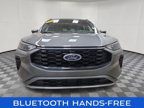 Used 2024 Ford Escape ST-Line w/ Tech Pack #1 FWD image 5