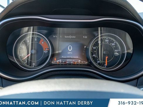 Used 2019 Jeep Cherokee Limited w/ Luxury Group FWD image 6
