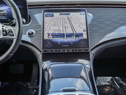 Used 2023 Mercedes-Benz EQE 350+ 4MATIC Sedan image 12