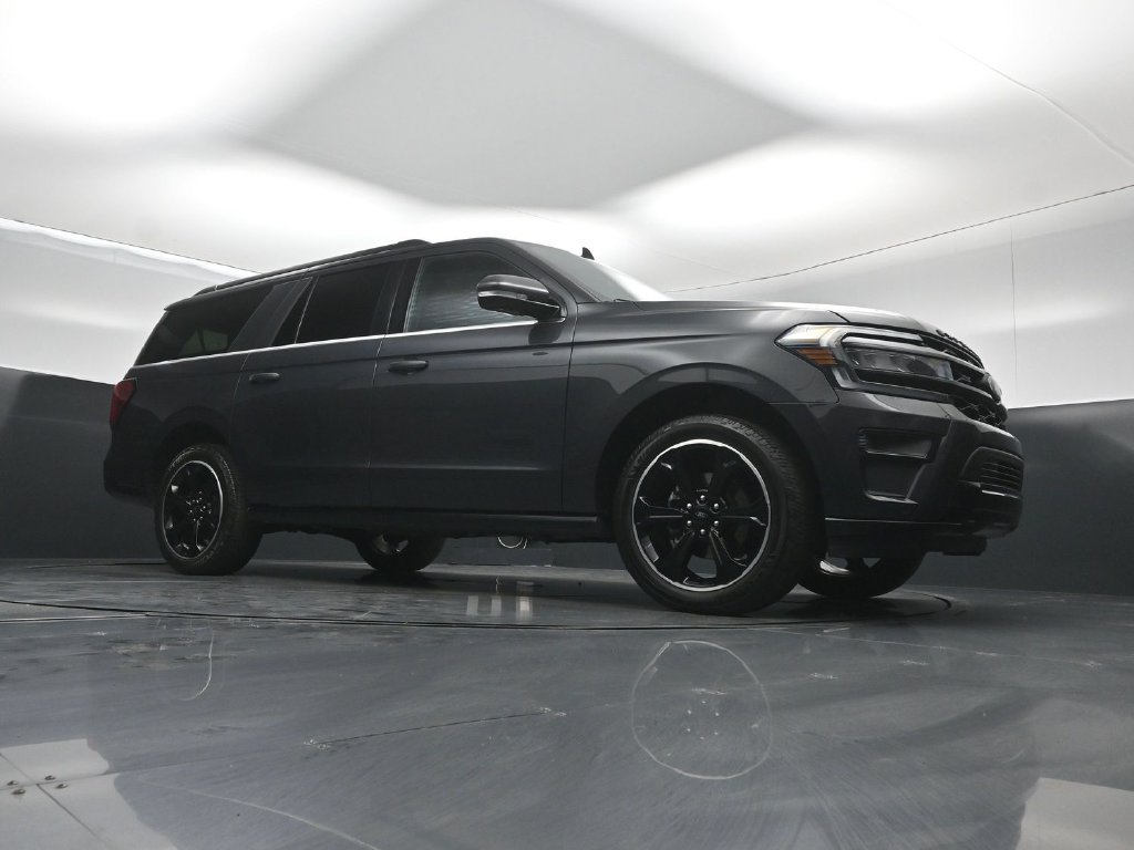 Used 2022 Ford Expedition Max Limited AWD/4WD image 3