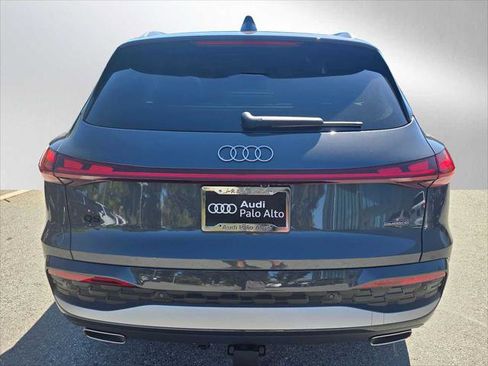 New 2025 Audi Q5 Prestige image 4