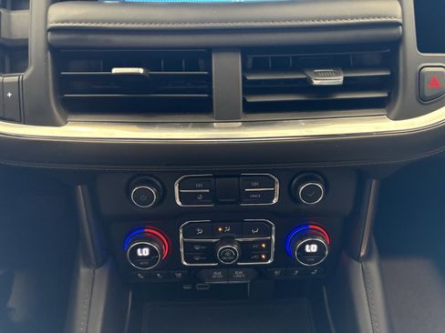 Used 2022 Chevrolet Tahoe High Country image 20