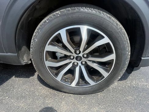 Used 2023 Ford Explorer ST-Line AWD/4WD image 65