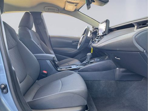 Used 2022 Toyota Corolla LE FWD image 18