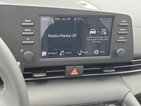 New 2026 Hyundai Elantra SEL Sport FWD image 11