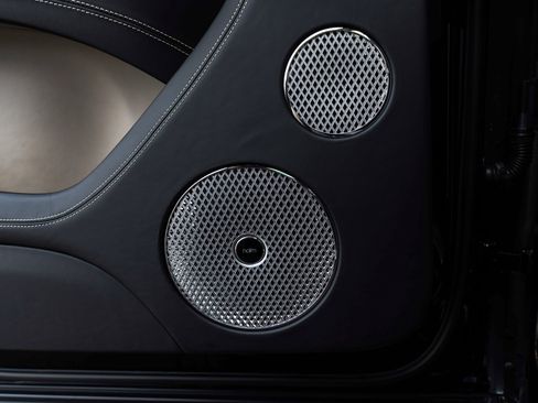 Used 2023 Bentley Bentayga Extended Wheelbase image 19