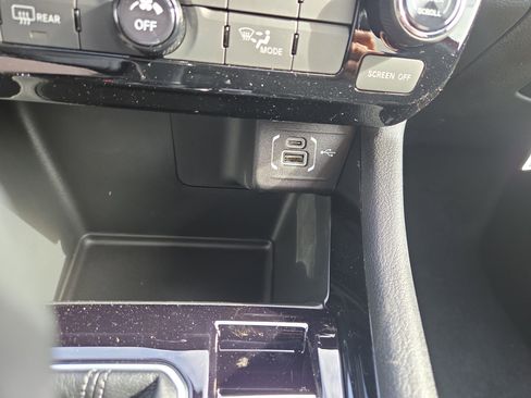 New 2026 Jeep Compass Latitude image 12