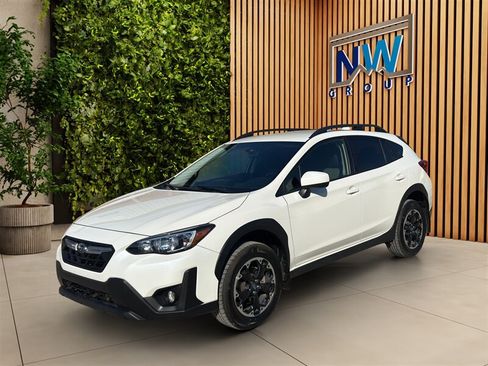 Used 2021 Subaru Crosstrek 2.0i Premium AWD/4WD image 3