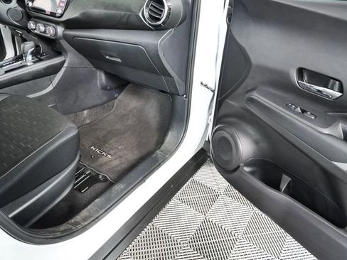Used 2024 Nissan Kicks SV FWD image 34